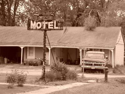 Old motel, Ladora IA