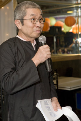 Anh Da(.ng Trung Ngo^n