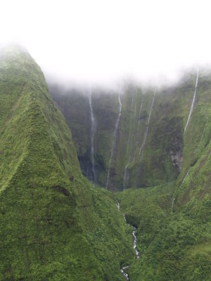 More falls on Mt. Wai'ale'ale