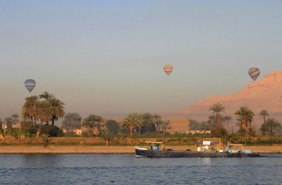 Ballooning At Luxor