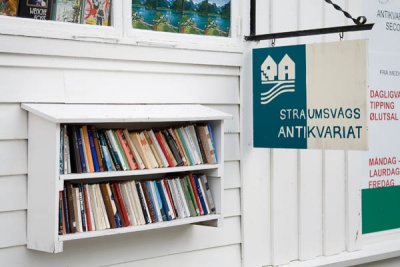 Book Town of Fjaerland (see caption)