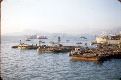 Hong Kong harbour 02.jpg