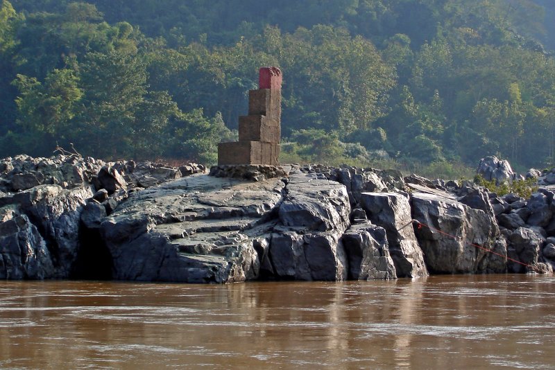Navigational marker