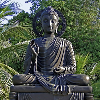 Image of the seated Buddha