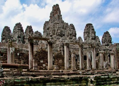 Bayon, back side with many faces in view