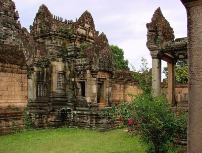 Interior entry tower (gopura)