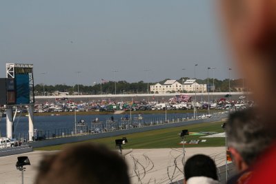 Flag in turn 3 and 4