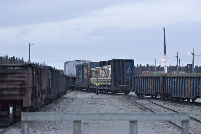 Switching past end of passenger platform in Moosonee