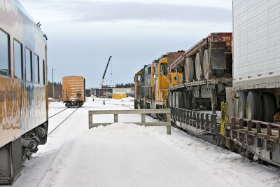 Switching after arrival of mixed train 421.