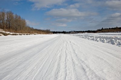 Ice road to Moose Factory