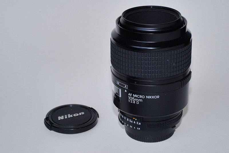 Nikkor 105mm f/2.8 Micro