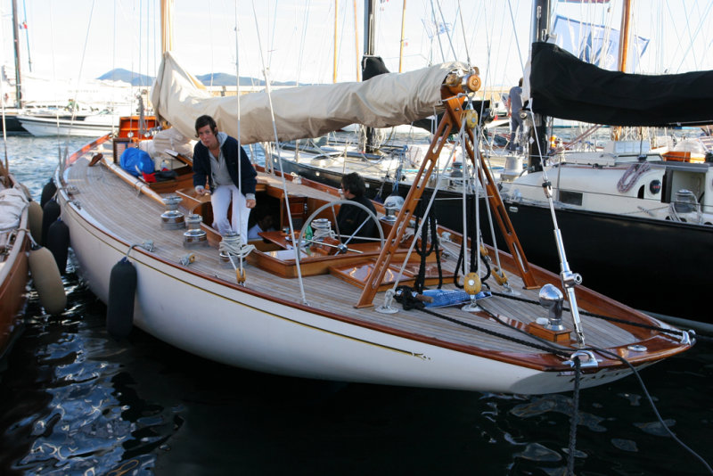 Marilee aux Voiles de Saint-Tropez 2006, sloop aurique de 1936, plan Nathanaël Herreschoff