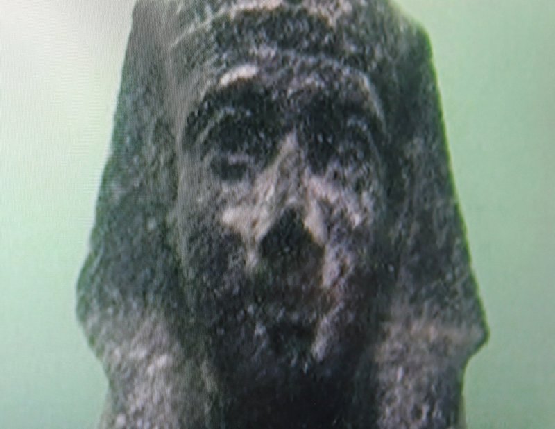 Image extraite dun film prsentant les recherches sous-marines de lquipe franaise