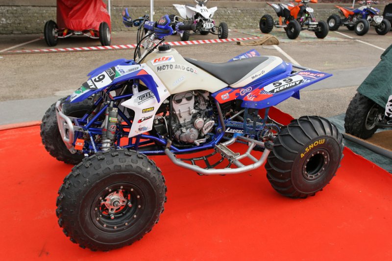 Vrifications des quads et des motos avant  L'Enduropale 2007