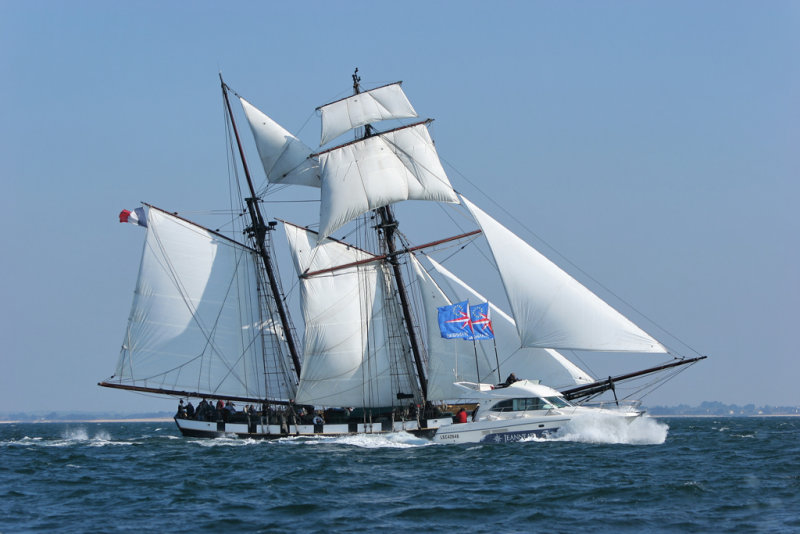 La Recouvrance sous voiles en baie de Quiberon