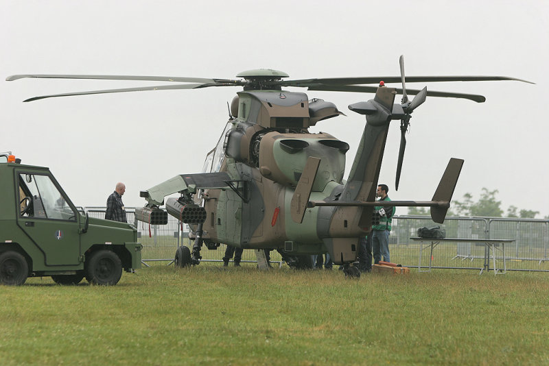 Meeting arien de la Fert-Alais 2007 - Hlicoptre Tigre de l'arme franaise