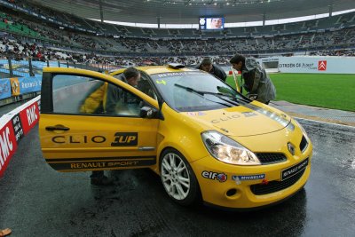 La Renault Clio Cup dernire gnration prpare par le team Renault Sport
