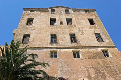 A la dcouverte de la ville de Calvi et de sa citadelle