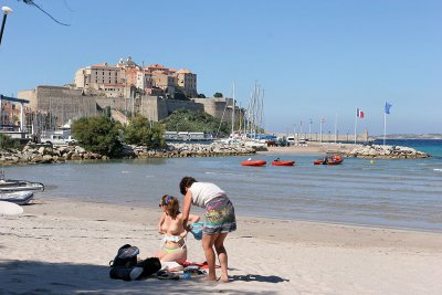 A la dcouverte de la ville de Calvi et de sa citadelle