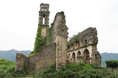 Dcouverte de la Castaniccia - Les ruines du couvent dOrezza