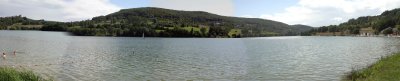 Panorama du lac du causse dans la Creuse