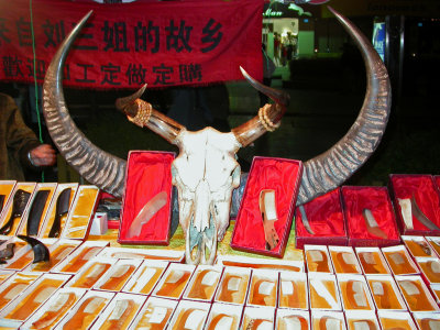 Balade  vlo dans la campagne chinoise autour de Yangshuo, et dcouverte d'un march typique