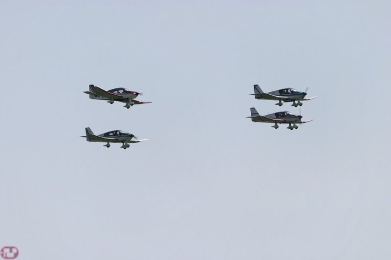 4 DR400