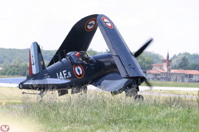 Corsair F4U