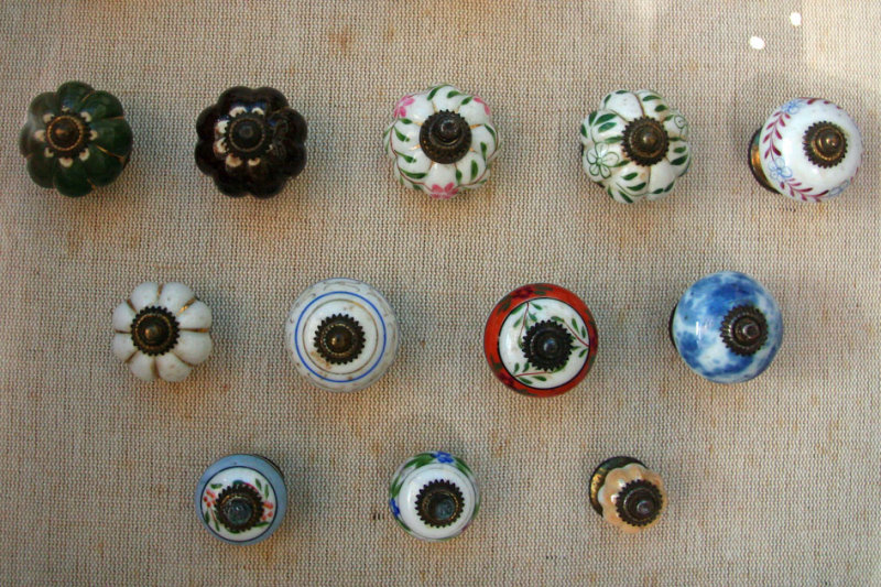 Doorknobs, Colonial Art Museum