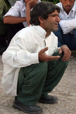 Street performer, Kerman Bazaar