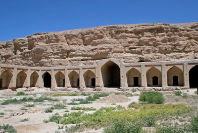 Izadkhast caravanserai