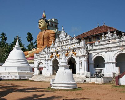 Sri Lanka's tallest Buddha, 50m