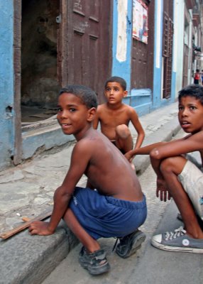 Street urchins, Calle Cuba