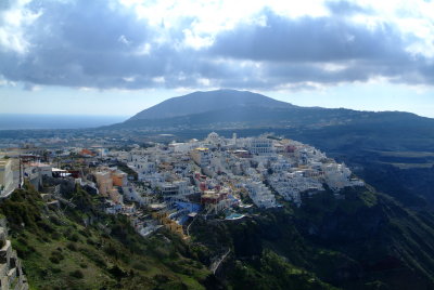  The village of Fira