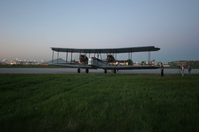 Vickers Vimy 06.JPG