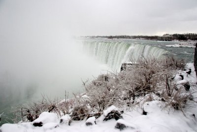 Winter At Niagara - Brink of Horseshoe Falls