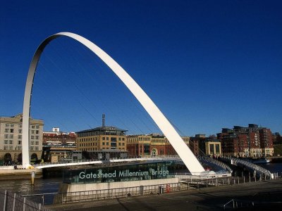 Gateshead millenium bridge