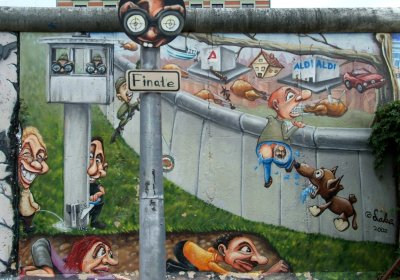 Berlin Wall Picture 3.jpg