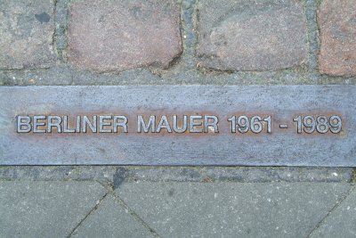 Casted Berlin Wall Mark  Year 1961 to 1989.jpg