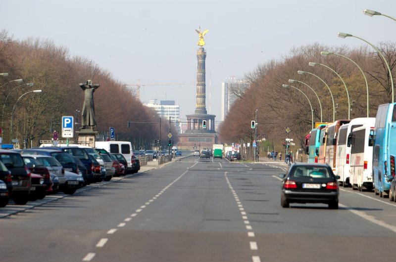 Siegessule on 17. Juni Strasse