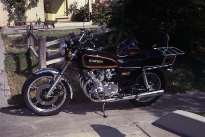 1978 Suzuki.jpg