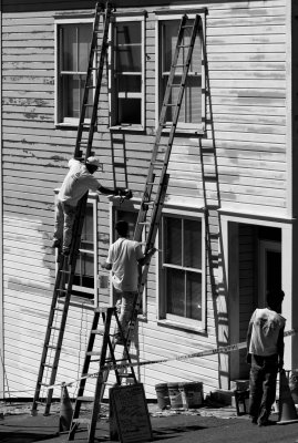 Three Painters/Two ladders