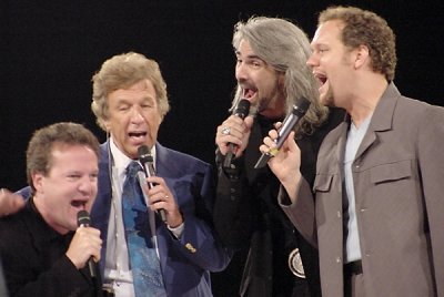 Bill Gaither and Friends.....Nashville Homecoming