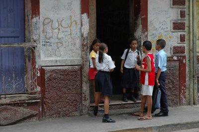 Schoolkids talking