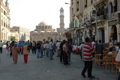 Gadestemning, Cairo