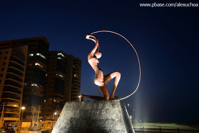 Esttua de Iracema Guardi, Praia de Iracema, Fortaleza, Ceara