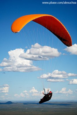 Vôo de parapente no céu de Quixadá_3751