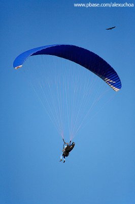 Vôo duplo de parapente no céu de Quixadá_3572