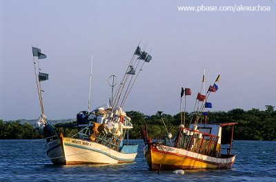 barcos em barra nova, cascavel, ce.jpg