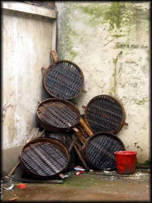 Bamboo steaming racks